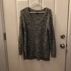 grey knit sweater